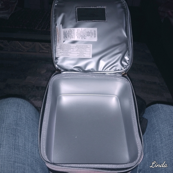 COPY - Pottery Barn Teen The Blush Kitty Classic Lunch Bag - NWT - Picture 2 of 7